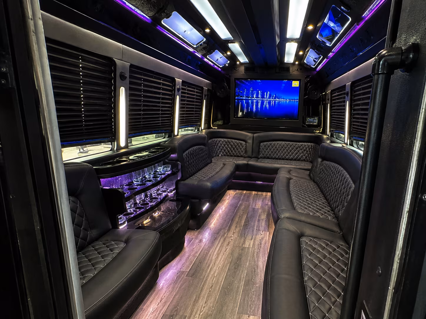 bus rentals for corporate groups traveling between athens and atlanta