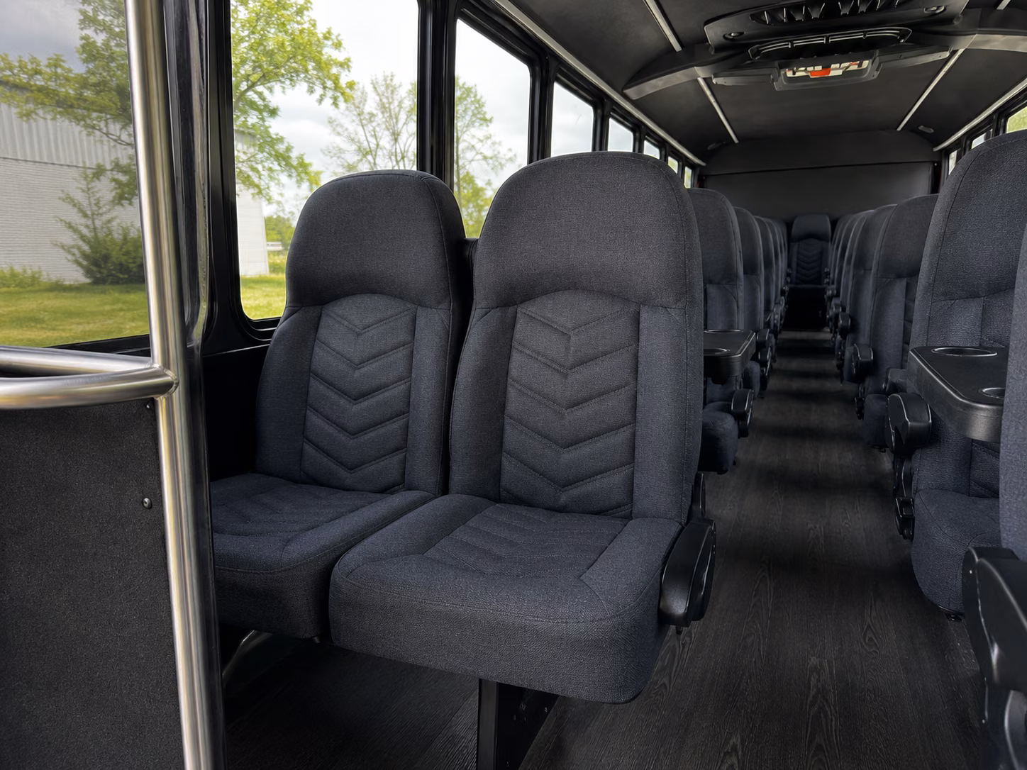 find transportation for your next airport transfer 2