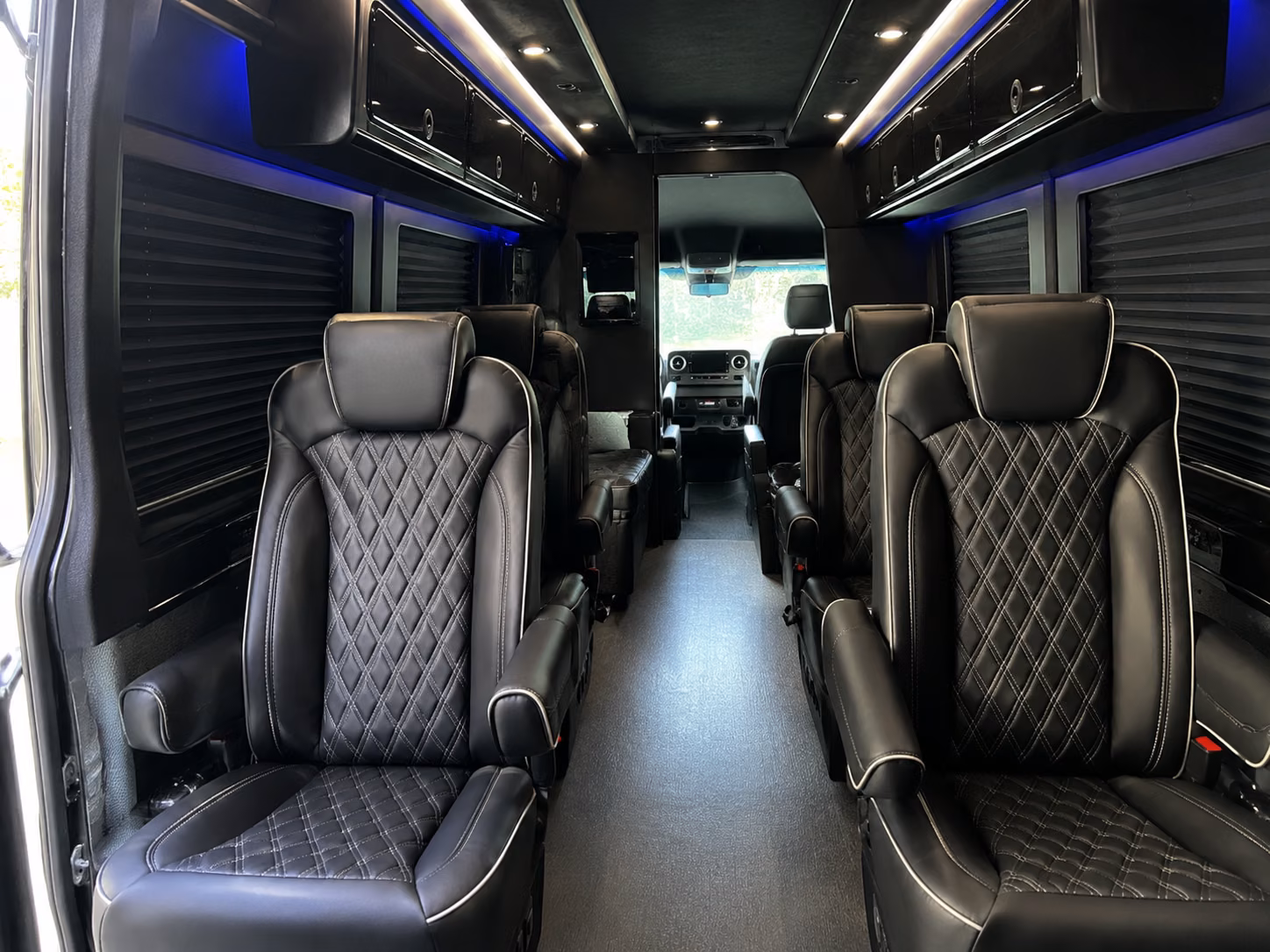 find transportation for your next airport transfer 3