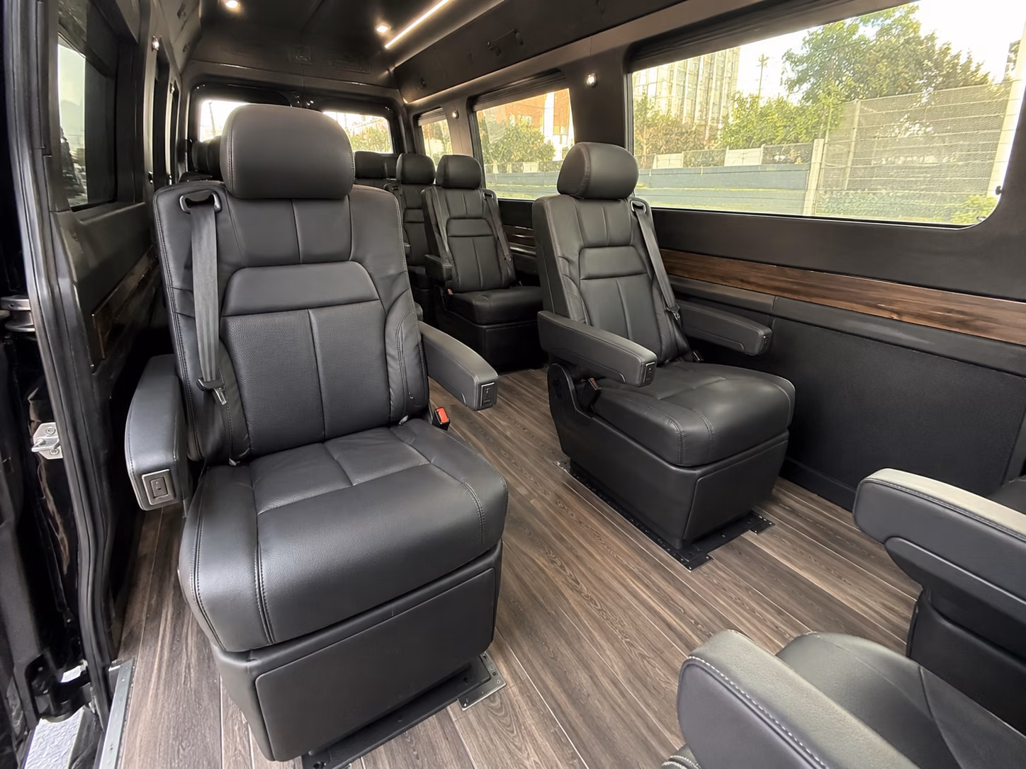 find transportation for your next prom 3